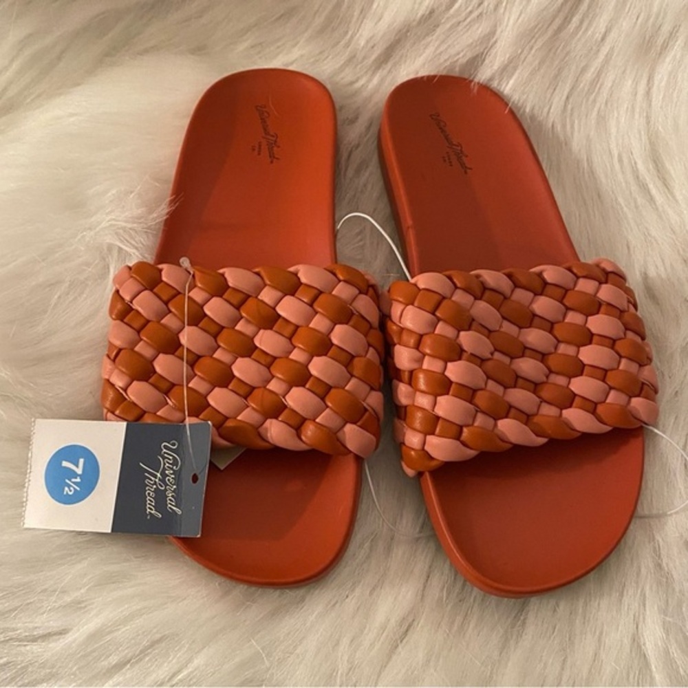 Universal Thread Shoes Women’s Size‎ 7.5 Sandal’s Slip On Open Toe New